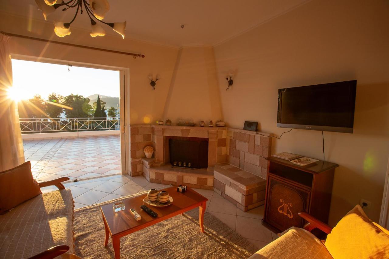 My Nafpaktos Resort Екстер'єр фото